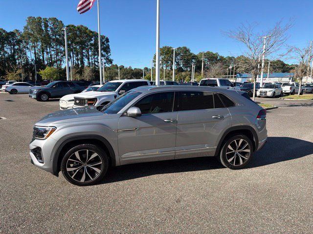 Used 2026 Volkswagen Atlas Cross Sport SEL Premium R-Line AWD/4WD image 11