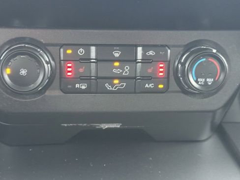 Used 2019 Ford F150 XLT w/ Equipment Group 302A Luxury image 38