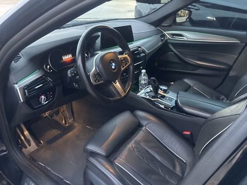 Used 2018 BMW M550i xDrive M550i xDrive w/ Luxury Seating Package image 9