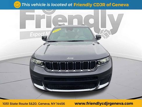 Used 2025 Jeep Grand Cherokee L Limited AWD/4WD image 2