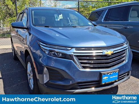 Used 2024 Chevrolet Equinox LT w/ LPO, Floor Liner Package AWD/4WD image 1