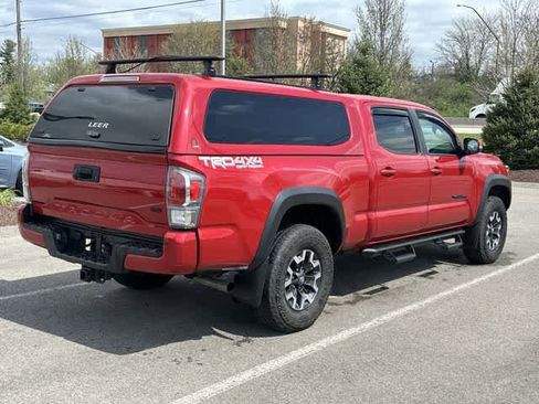 Used 2023 Toyota Tacoma TRD Off-Road w/ Technology Package image 22