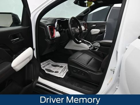 Used 2024 GMC Canyon AT4X AWD/4WD image 18