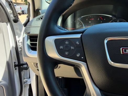 Used 2023 GMC Terrain SLT w/ LPO, Floor Liner Package FWD image 14