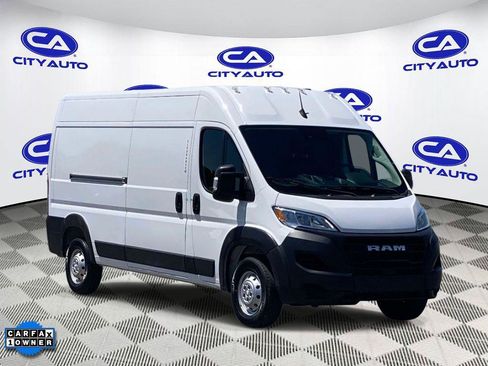 Used 2023 RAM ProMaster 2500 FWD image 1