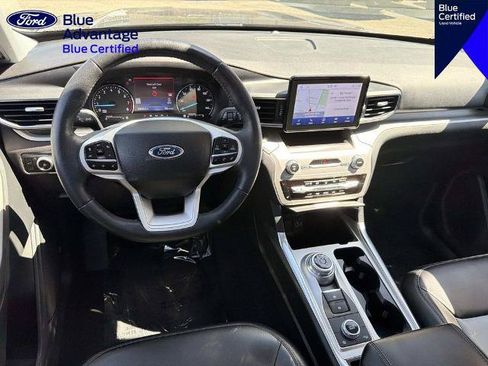 Certified 2023 Ford Explorer XLT w/ Equipment Group 202A AWD/4WD image 9