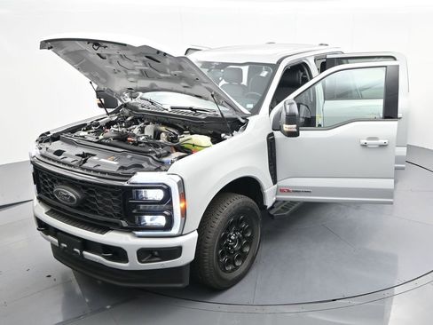 New 2025 Ford F350 Lariat w/ Lariat Ultimate Package image 46
