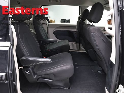 Used 2024 Chrysler Voyager LX FWD image 23