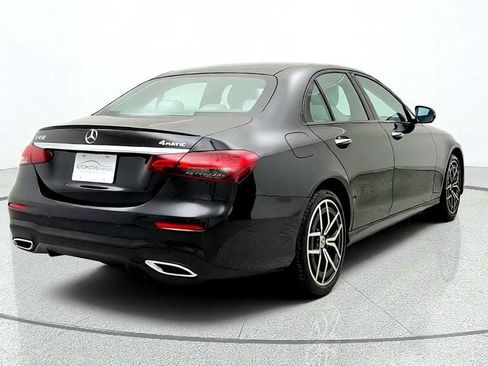 Used 2023 Mercedes-Benz E 450 4MATIC Sedan image 5