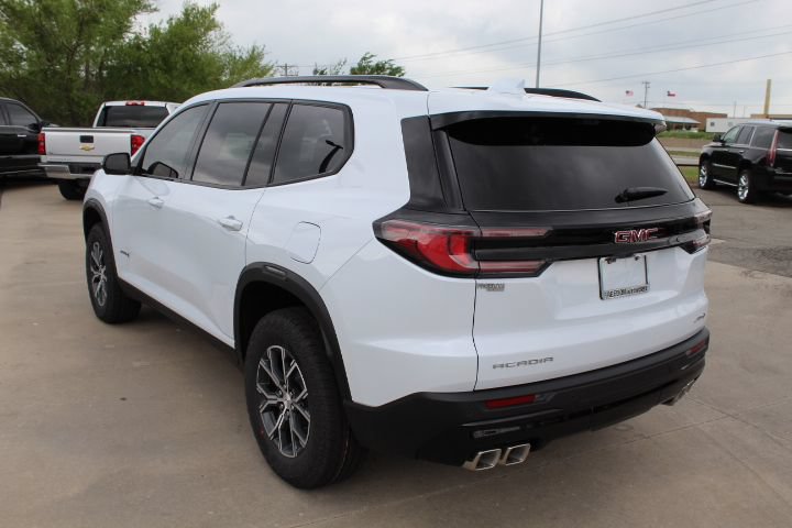 New 2026 GMC Acadia AT4 w/ Luxury Package AWD/4WD image 3