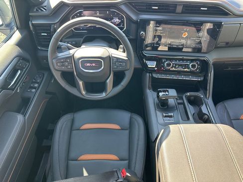Used 2025 GMC Sierra 1500 AT4 w/ AT4 Premium Package image 24