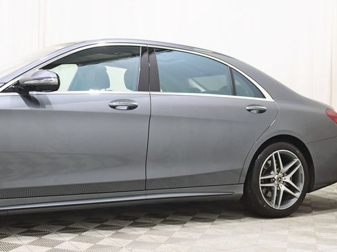 Used 2019 Mercedes-Benz S 560 4MATIC Sedan image 4