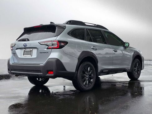 Used 2024 Subaru Outback Onyx Edition AWD/4WD image 3