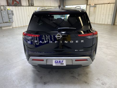 Used 2024 Nissan Pathfinder SL image 7