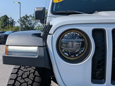 Used 2021 Jeep Wrangler Unlimited Rubicon AWD/4WD image 9