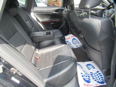 Used 2012 Honda Crosstour EX-L image 32