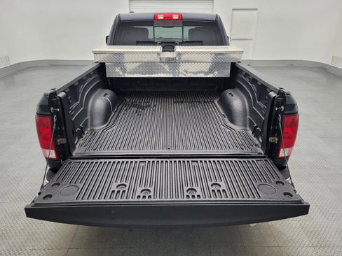 Used 2017 RAM 1500 Classic SLT image 29