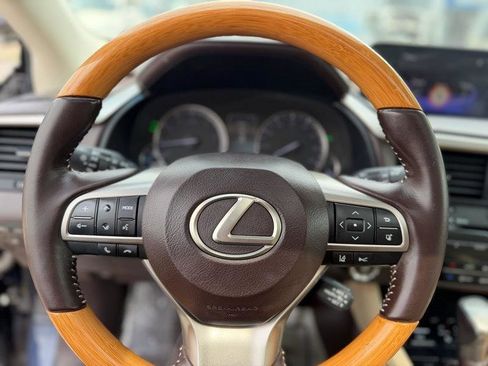 Used 2018 Lexus RX 350L FWD w/ Premium Package image 49