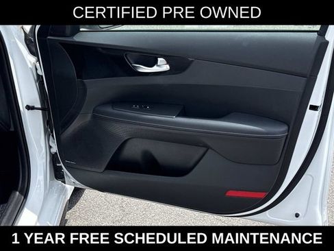 Used 2023 Kia Forte GT-Line w/ GT-Line Premium Package FWD image 8