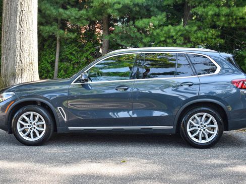 Used 2020 BMW X5 xDrive40i w/ Convenience Package image 3