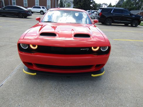 Used 2022 Dodge Challenger SRT Hellcat w/ Plus Package image 8