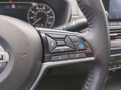 Used 2021 Nissan Altima 2.5 SL FWD image 25