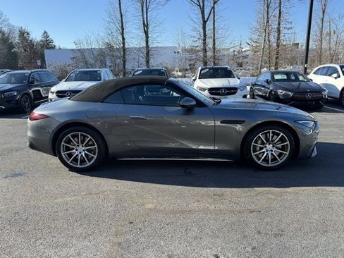 Certified 2024 Mercedes-Benz SL 43 AMG image 2