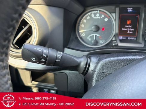 Used 2017 Toyota Tacoma TRD Off-Road w/ Tow Package AWD/4WD image 24