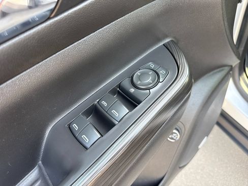 Used 2019 GMC Acadia SLT FWD image 13