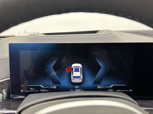 New 2026 BMW X5 xDrive40i w/ M Sport Package image 28