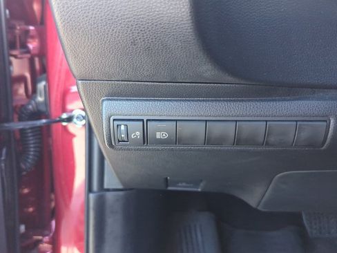Used 2025 Toyota Corolla LE FWD image 13