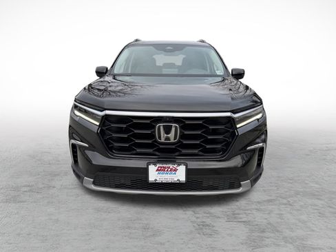 Used 2023 Honda Pilot Elite image 2