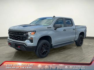 Used 2024 Chevrolet Silverado 1500 Custom Trail Boss w/ LPO, Dark Essentials Package video 2