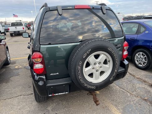 Used 2007 Jeep Liberty Sport image 10