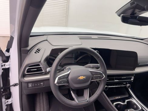 New 2026 Chevrolet Traverse LT w/ Driver Confidence Package image 4