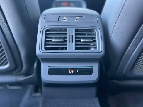 New 2025 Audi SQ5 Premium Plus image 36