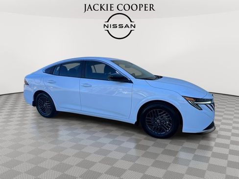 New 2026 Nissan Sentra SV w/ SV Convenience Package FWD image 7