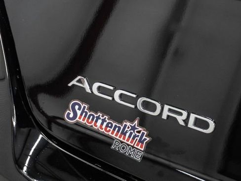 Certified 2025 Honda Accord SE image 7