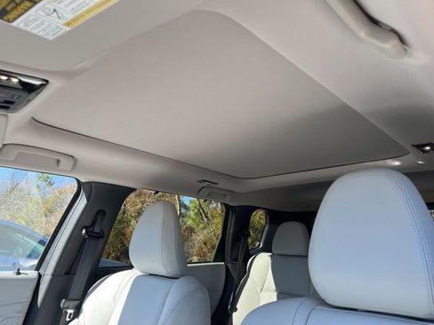 New 2026 Mitsubishi Outlander SEL FWD image 22
