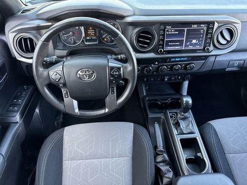 Used 2021 Toyota Tacoma TRD Off-Road w/ Technology Package image 13