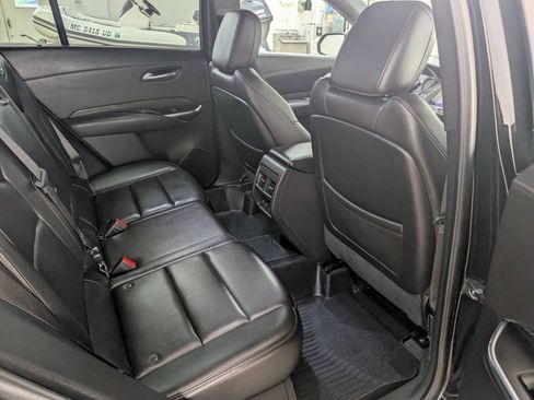 Used 2019 Cadillac XT4 Sport w/ LPO, Midnight Sport Package AWD/4WD image 16