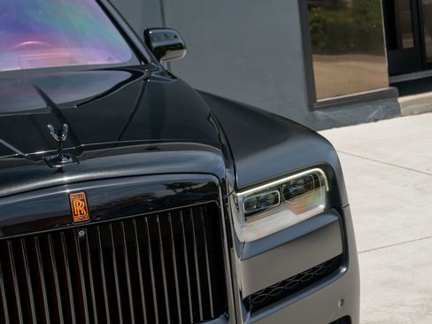 Used 2021 Rolls-Royce Cullinan AWD/4WD image 23