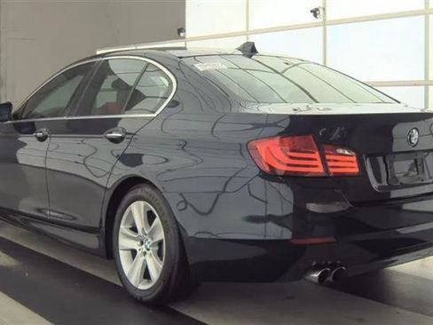 Used 2011 BMW 528i Sedan image 5