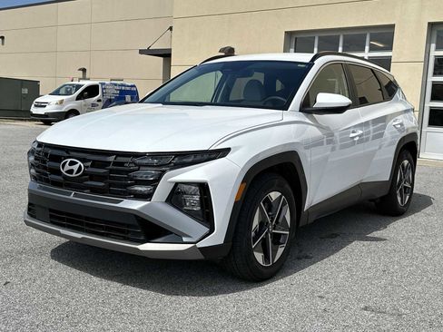 New 2026 Hyundai Tucson SEL image 3