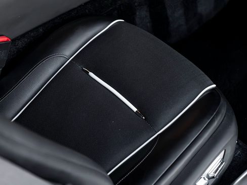 Certified 2018 Rolls-Royce Dawn image 27