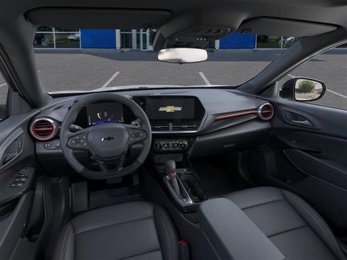 New 2025 Chevrolet Trax RS w/ Sunroof Package image 15