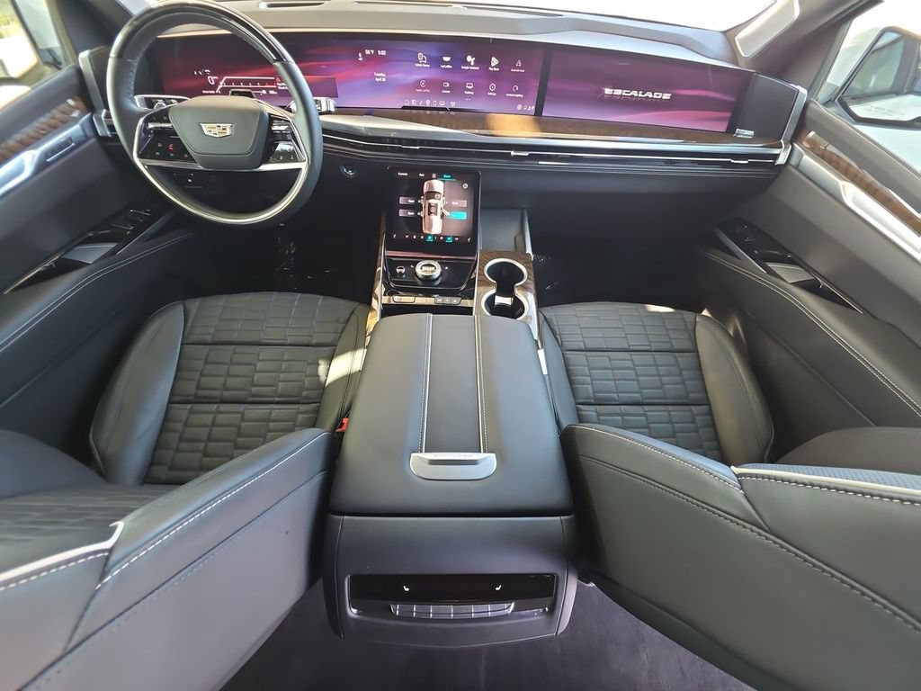 Certified 2025 Cadillac Escalade Sport Platinum w/ LPO, ONYX Package AWD/4WD image 21