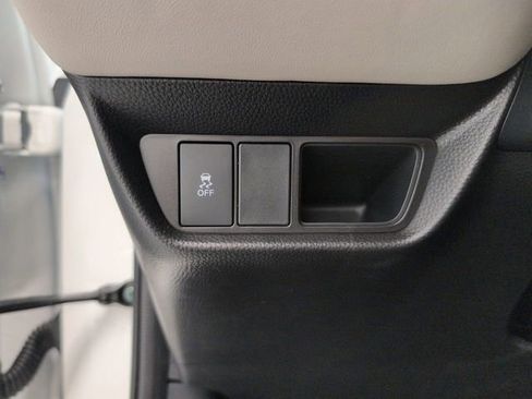 New 2026 Honda HR-V LX image 14