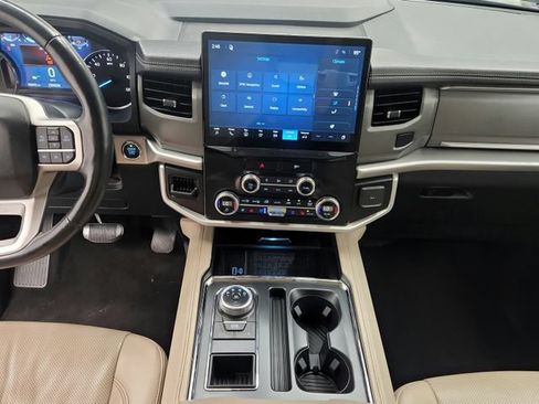 Used 2023 Ford Expedition Max XLT RWD image 39
