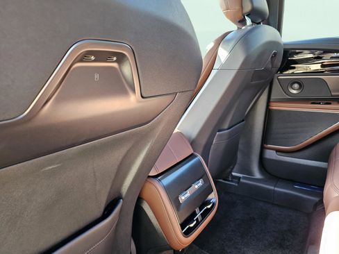 New 2026 Lincoln Nautilus Reserve image 25